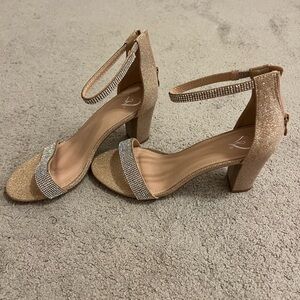 Windsor sparkly heels women’s size 10